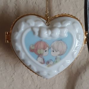 Precious Moments Heart Photo Ornament Jewelry Box